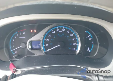 2011 Toyota Sienna Xle z USA, uszkodzony, nr VIN 5TDDK3DC1BS019352